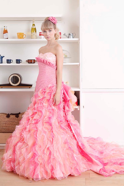二次会ドレス　演奏会ドレス　ピンクのカラードレス