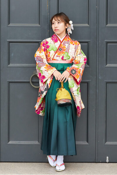着物　TY-8　￥22,000 袴　P-1 ￥5,500